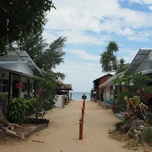 https://bluesky-beach-bungalows.koh-lantahotels.net